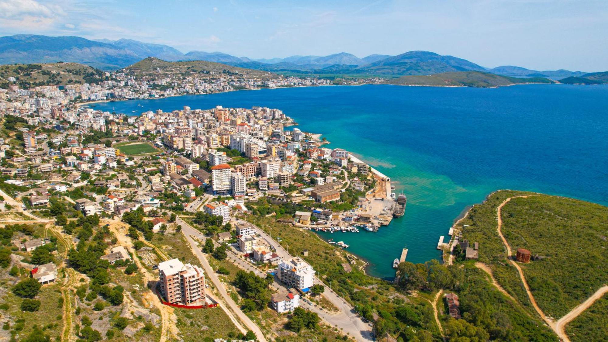 Vila Marina Apartments Sarandë Buitenkant foto