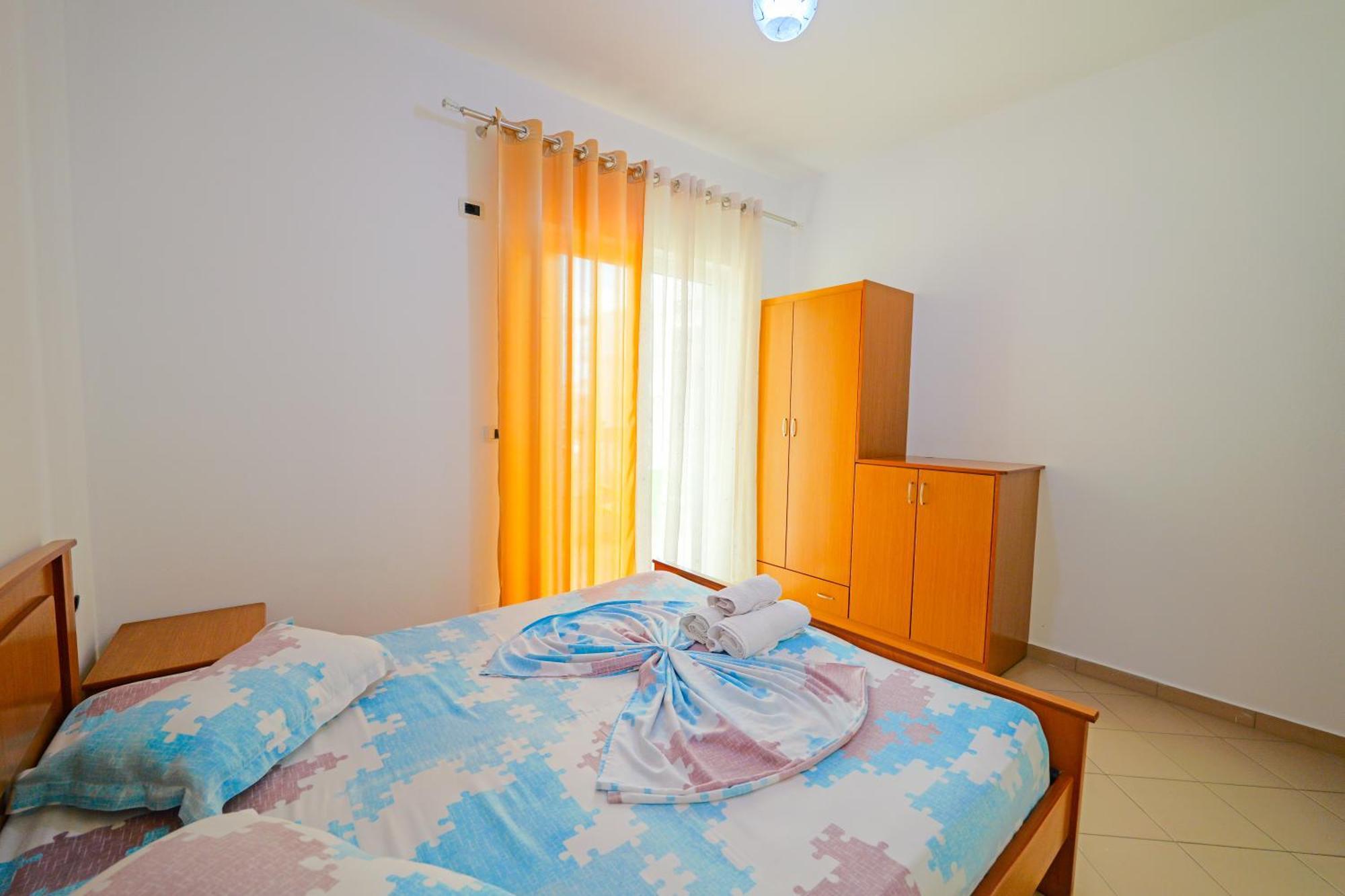Vila Marina Apartments Sarandë Buitenkant foto