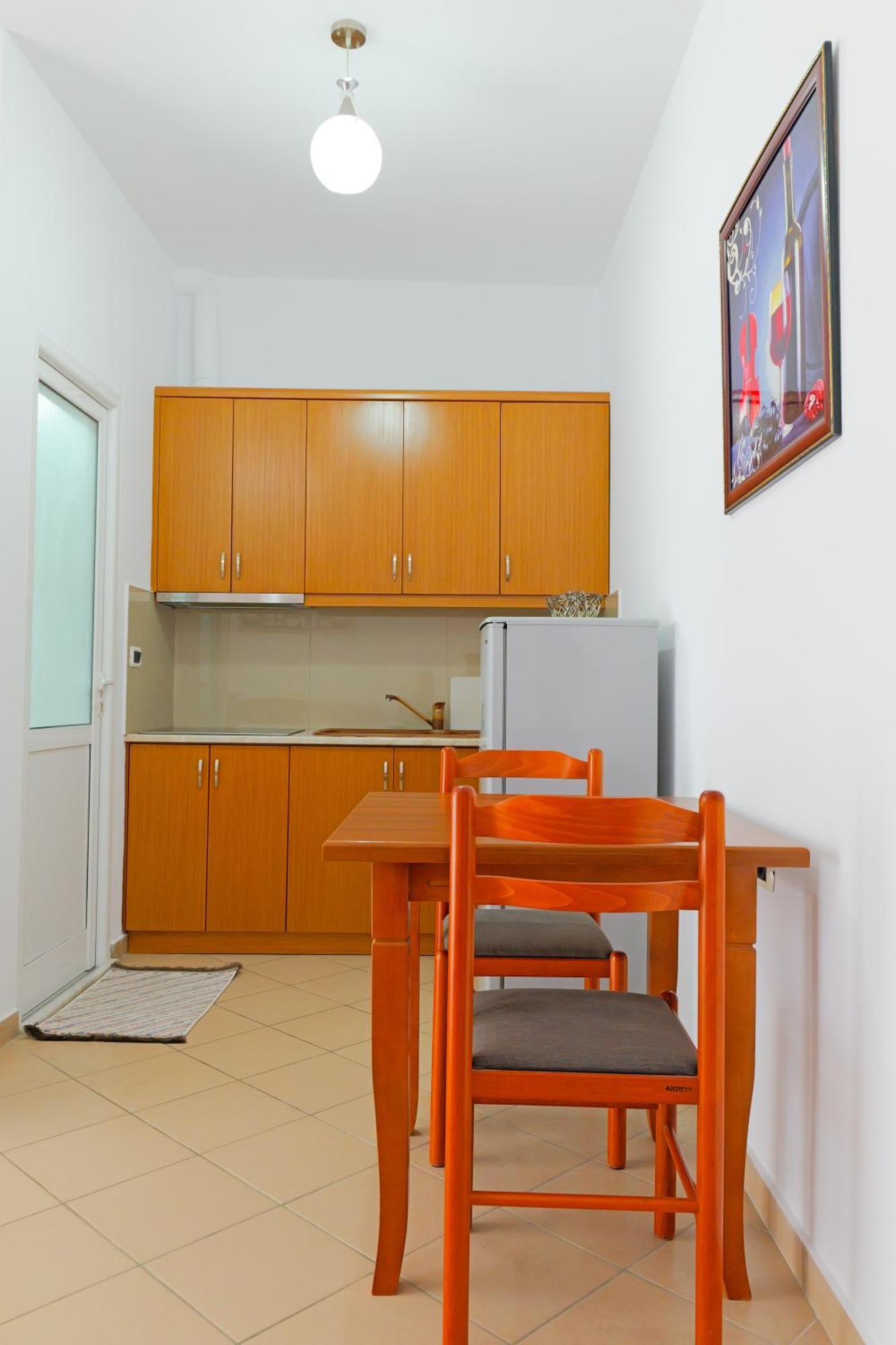 Vila Marina Apartments Sarandë Buitenkant foto