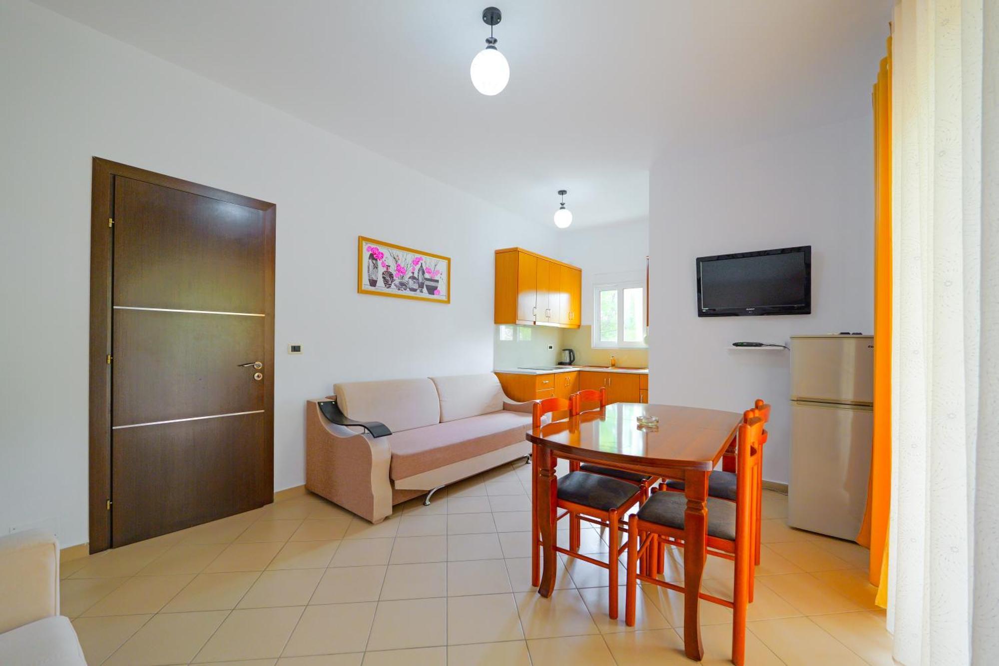 Vila Marina Apartments Sarandë Buitenkant foto