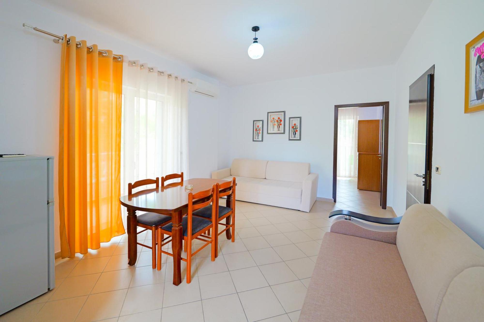 Vila Marina Apartments Sarandë Buitenkant foto
